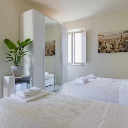 Center Rooms Piacenza Exterior foto